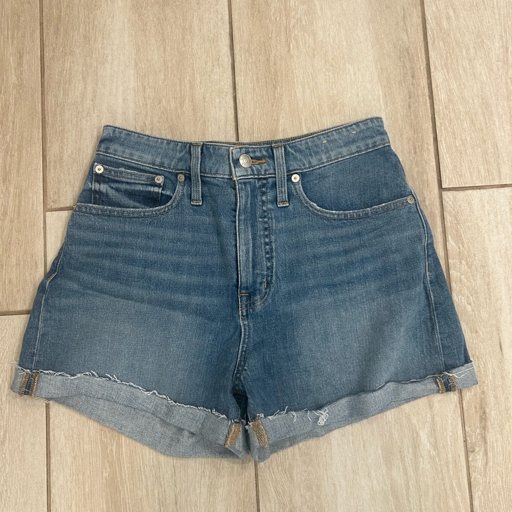 Madewell Blue Jean Shorts Distressed Cut-Off Style